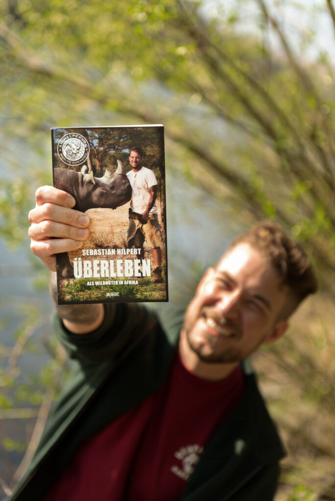 Überleben - Als Wildhüter in Afrika von Sebastian Hilpert erschienen bei Bastei Lübbe